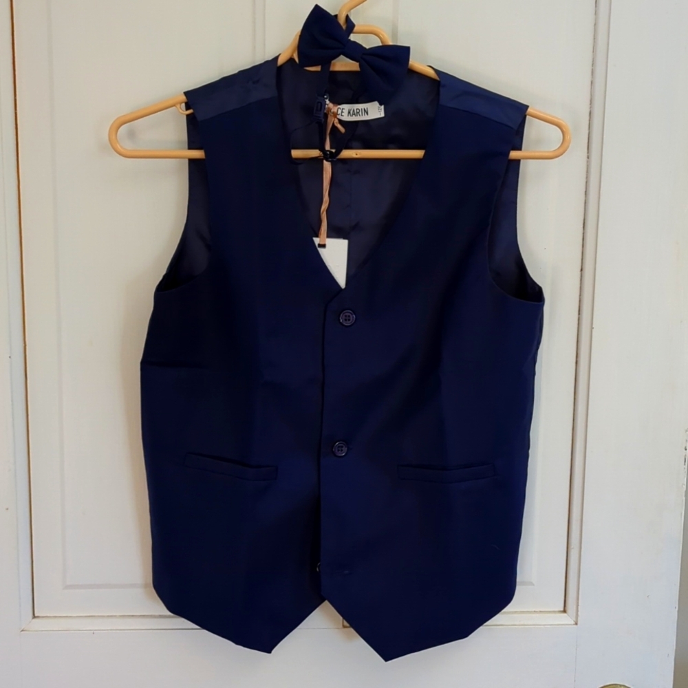 Children's vest with tie